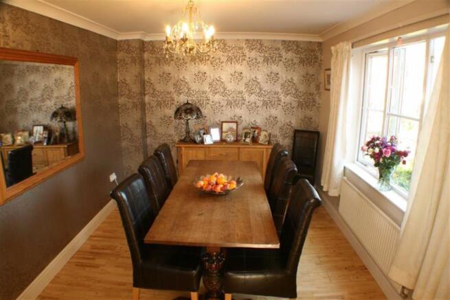 DINING ROOM:
