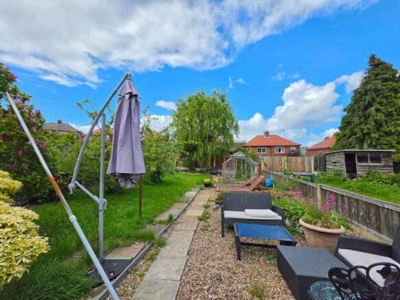 3 bed Semi-Detached for sale Image 12