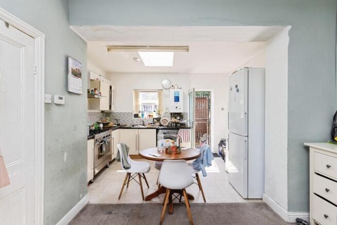 4 bed Terraced for sale Image 5