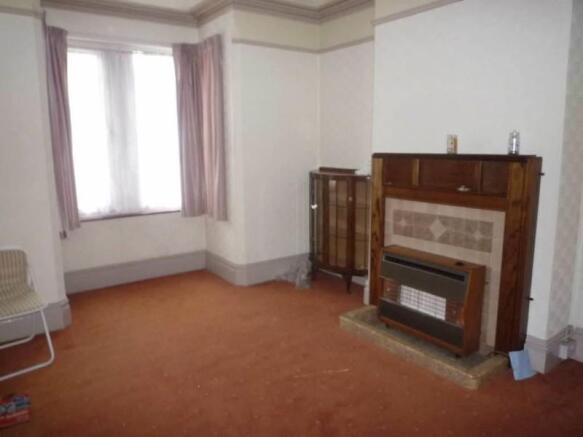 FRONT RECEPTION ROOM