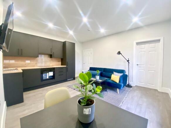 1 bed Apartment to rent Image 4