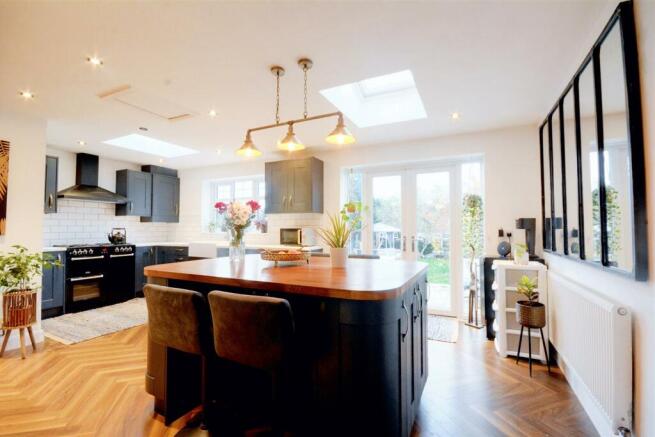 Kitchen Diner