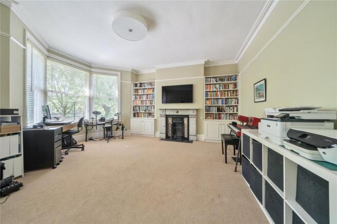 5 bed Terraced for sale Image 8