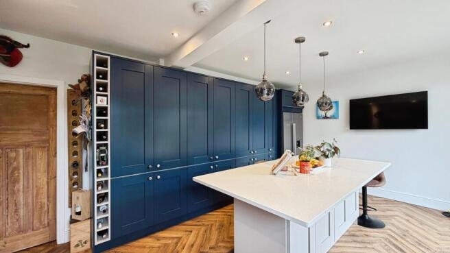 2 bed Detached for sale Image 10