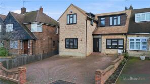 30, Dickens Rise, Chigwell IG7 6NY