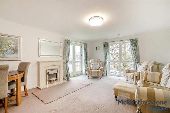 8681485-interior13.jpg