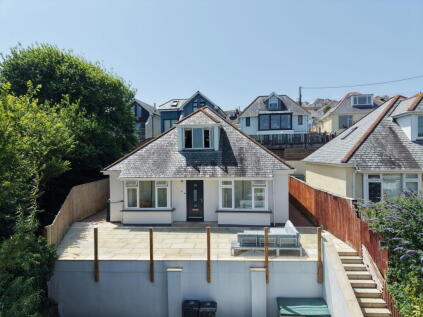 Lower Hillcrest, Perranporth, TR6 0JZ