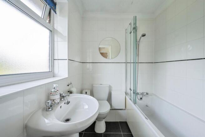 2 bed Semi-Detached for sale Image 9