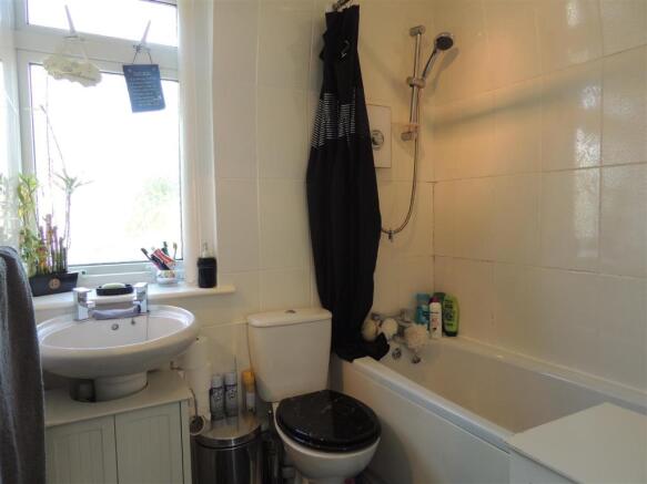 Family Bathroom: