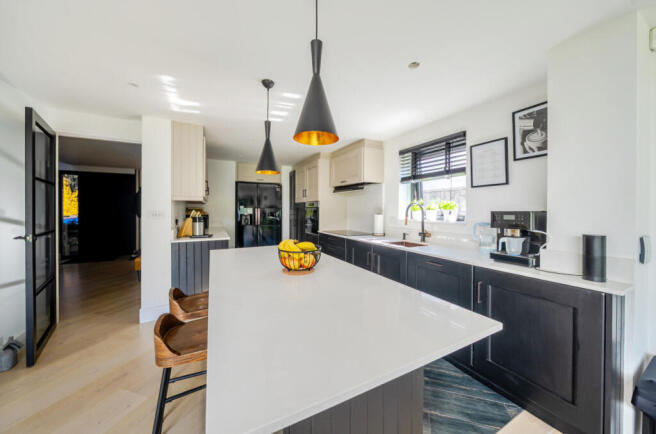 1429988-20-69ba86...