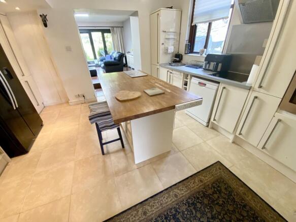 Kitchen/Breakfast Room