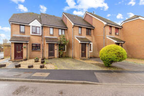 38, Mosse Gardens, Chichester PO19 3PQ