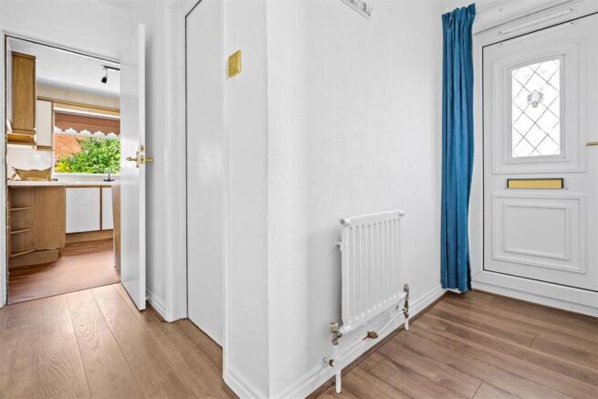 2 bed Semi-Detached Bungalow for sale Image 5