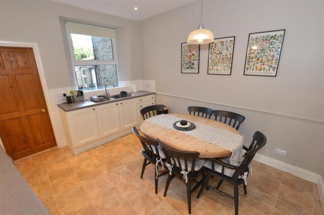 3 bed Cottage for sale Image 4