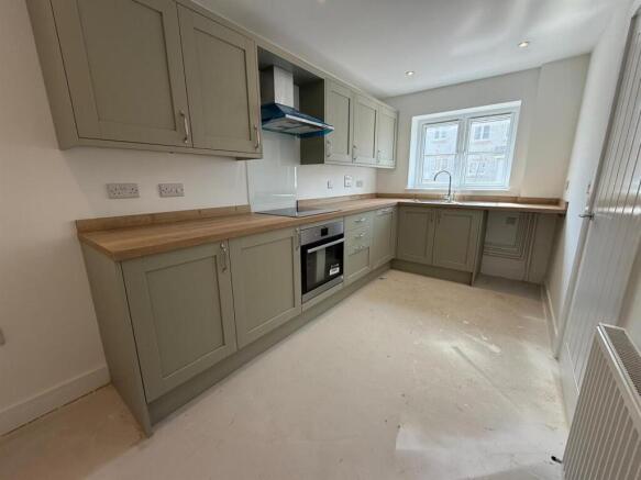 Plot 377 kitchen.jpeg