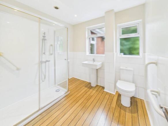 3 bed Detached for sale Image 8