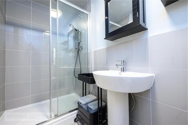 1 bed Apartment for sale Image 11
