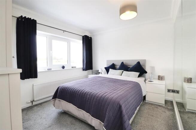 4 bed Detached for sale Image 10