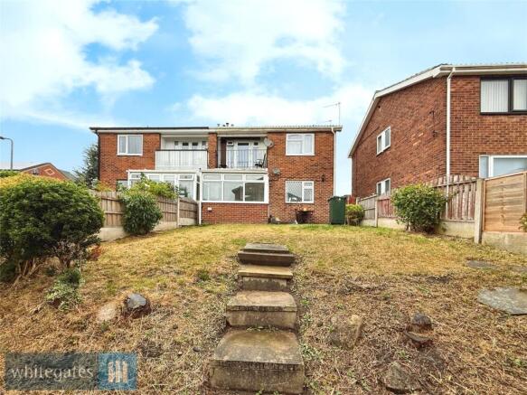 2 bed Apartment for sale Image 12