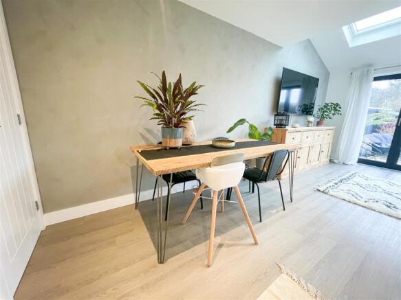 DINING AREA VIEW