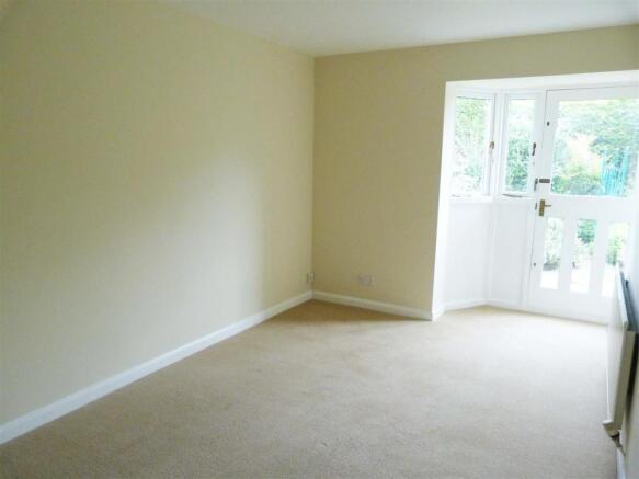 dining bed 3