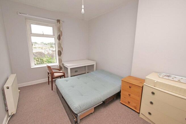 3 bed Terraced for sale Image 8