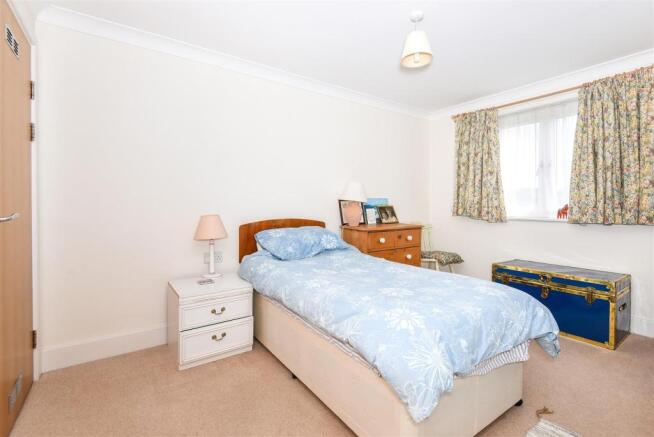 Bedroom.jpg