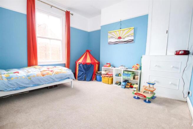 BEDROOM TWO (FRONT)