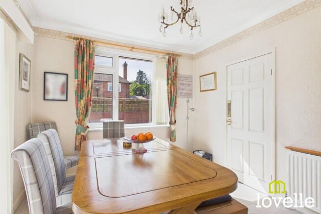 4 bed Detached Bungalow for sale Image 10