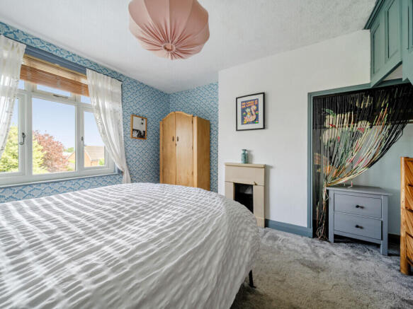 3 bed Semi-Detached for sale Image 9