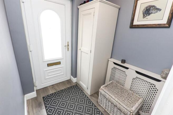 3 bed Semi-Detached for sale Image 4