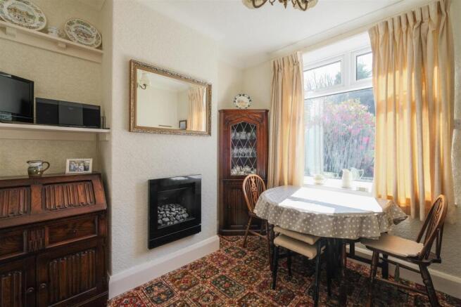 2 bed Terraced for sale Image 6