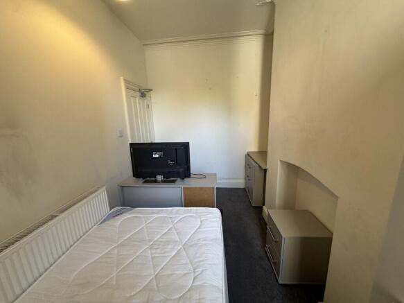 1 bed Terraced to rent Image 11