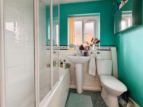 2 bed Semi-Detached for sale Image 12
