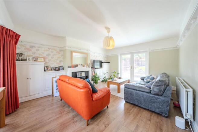 4 bed Semi-Detached for sale Image 11
