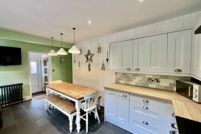 Kitchen Diner 