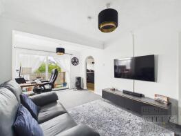 First Floor Flat, 6, Coghurst Road, Hastings TN35 5AS