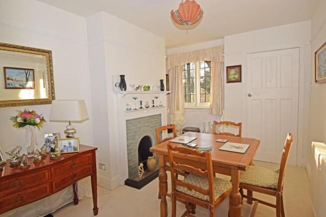 136 Old Birmingham Road, dining 1.jpg