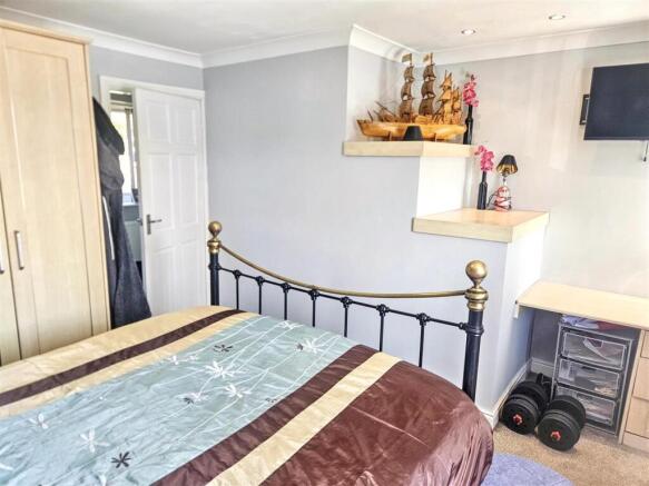 3 bed End of Terrace for sale Image 9