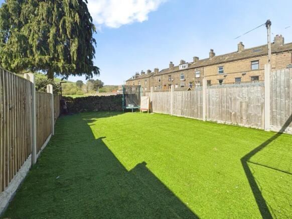 3 bed Terraced for sale Image 6