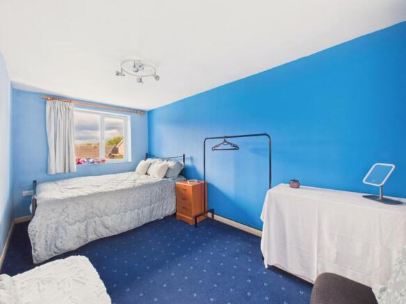 3 bed Semi-Detached for sale Image 12
