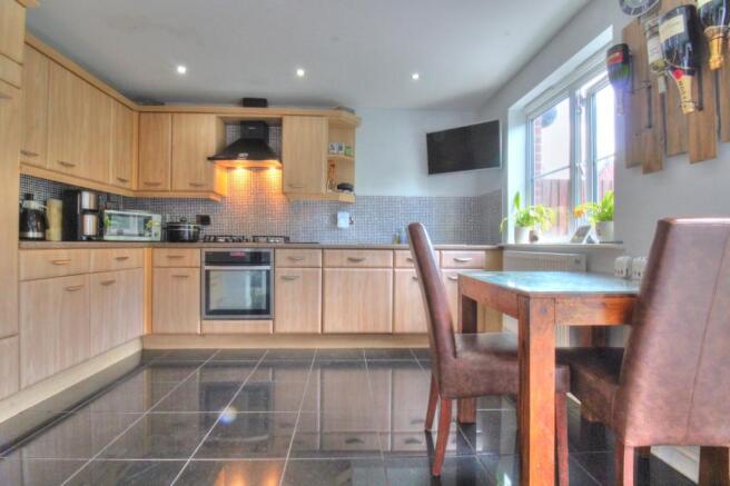 Kitchen/Breakfast Room