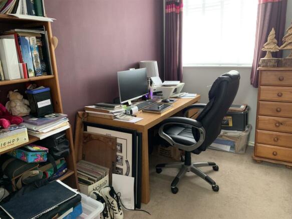 Bedroom,,.jpg
