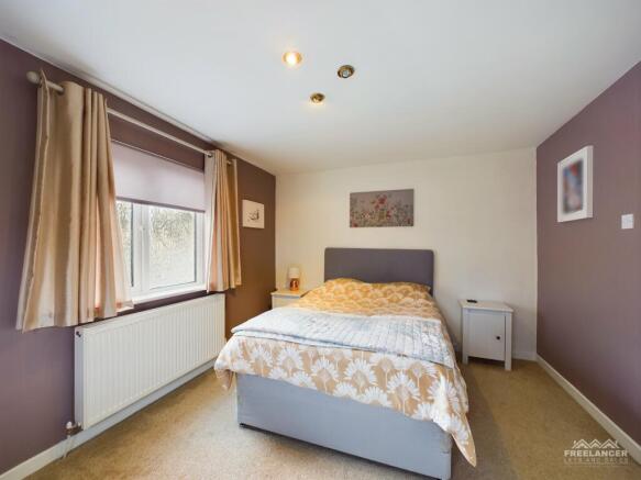 Bedroom 2(a)