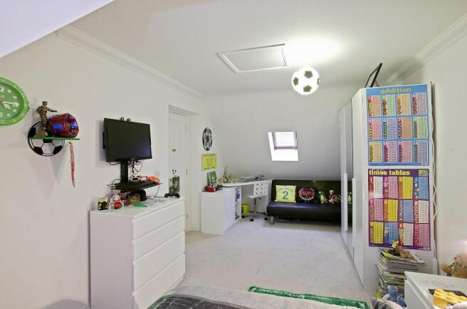 Photo 11