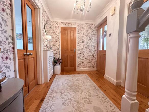 Hallway.jpg