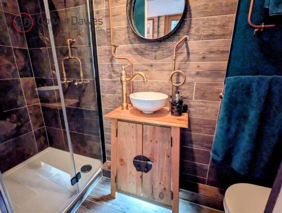 Ground Floor Shower
