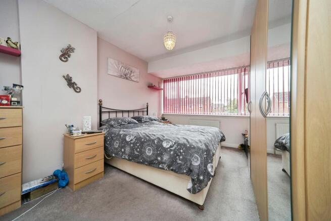 3 bed Semi-Detached for sale Image 10