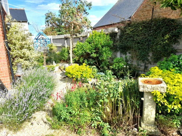 Photo 25