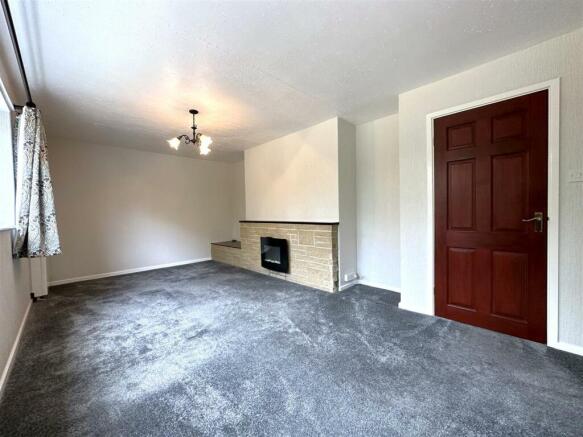 Generous Living Room 777